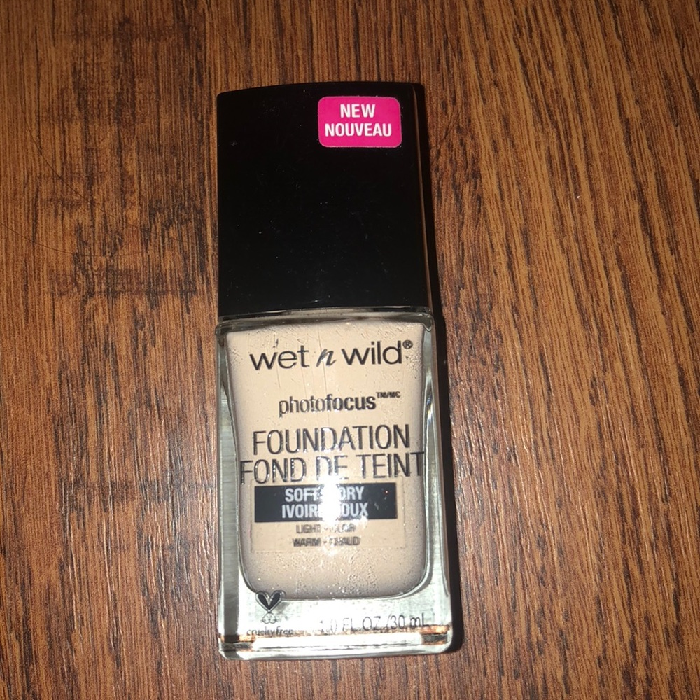 Wet n wild photo focus foundation